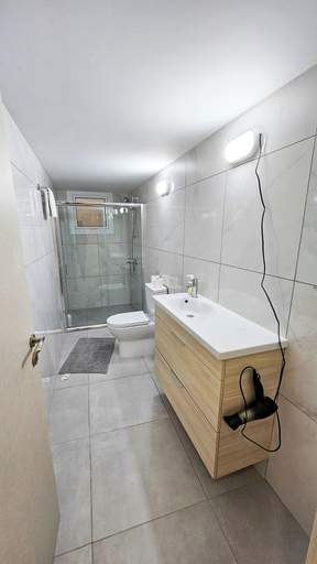 Bathroom, The Urban Heaven, Larnaca