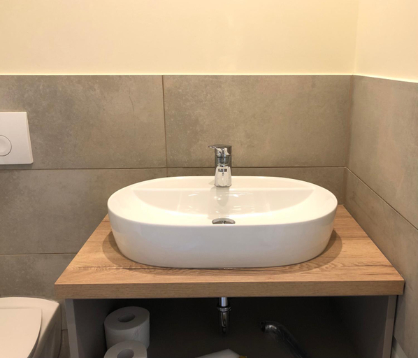 Bathroom 3, die Senfbude - wunderschone Apartments fur 4 Personen mit Terrasse & Stellplatz, Leipzig