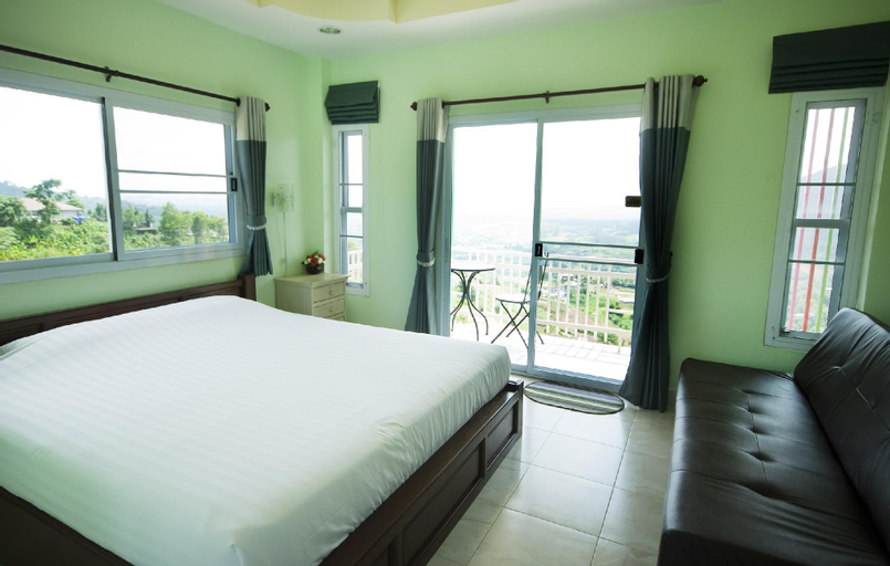 Bedroom 12
