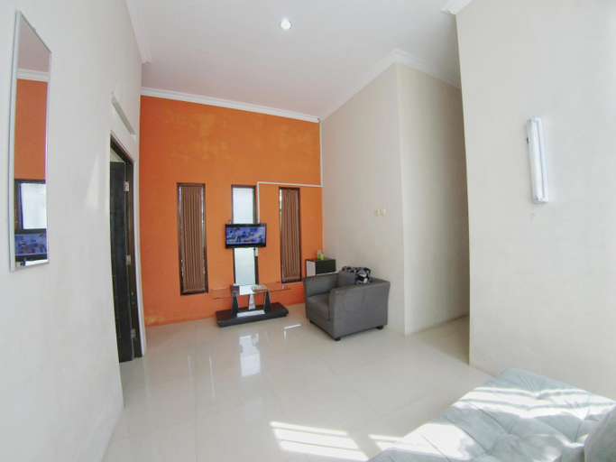 Bedroom 2, The Batu Villas No 10, Malang