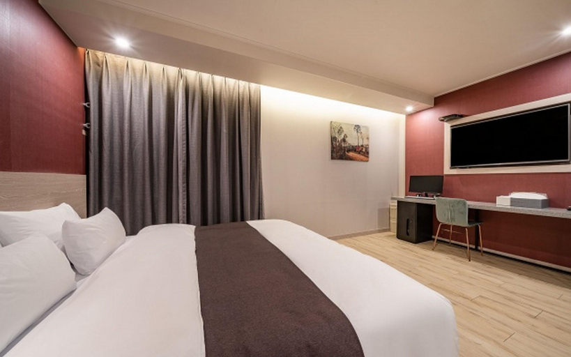 Bedroom 2, Gimhae Juchon Hotel 101, Gimhae