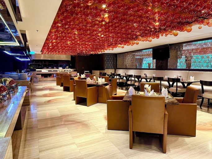 Food & Drinks, Graceland Hotel Bangkok, Wattana