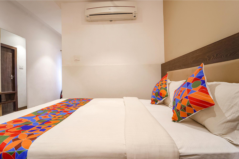 Bedroom 2, Karpagam Login House, Coimbatore