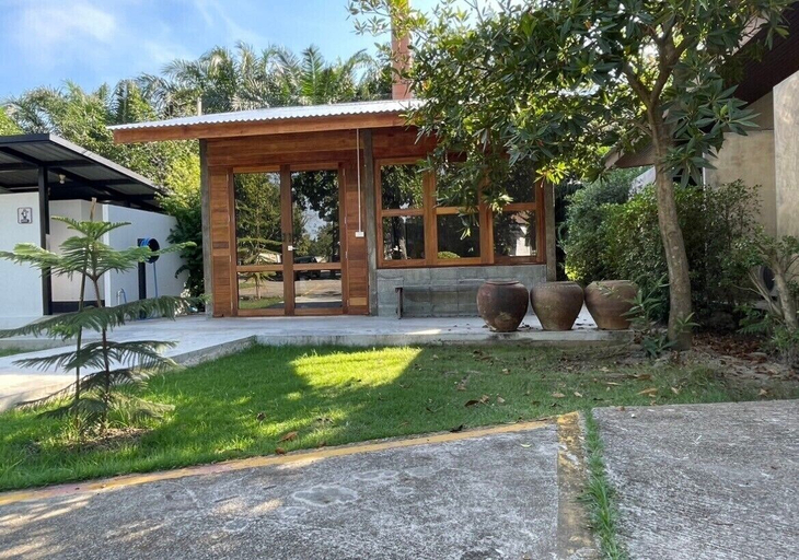 Exterior & Views 2, Smile Buffalo Resort สไมล์ รีสอร์ท, Manorom