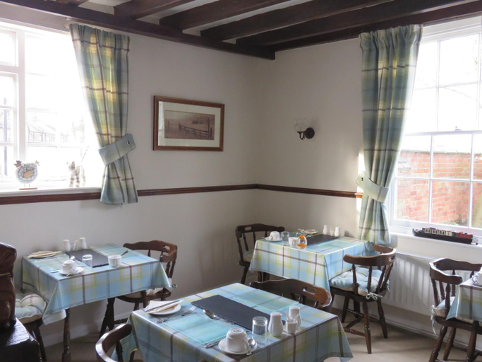 Food & Drinks 5, Holden House, Derbyshire