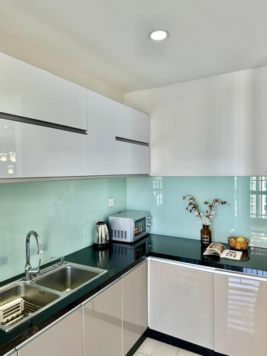 Dining Room 11