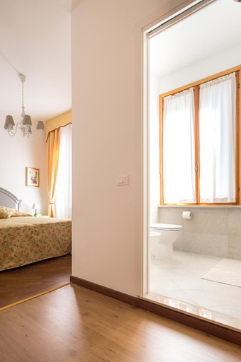 Others 4, B&B La Bragadina, Venezia