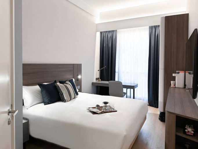 Bedroom 2, ibis Hong Kong Central & Sheung Wan, Hong Kong Island