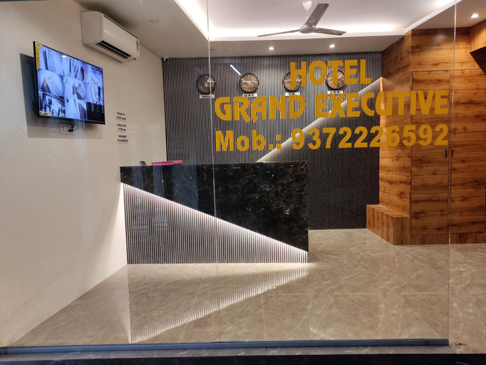Others 5, Hotel Grand Executive, Mumbai Suburban