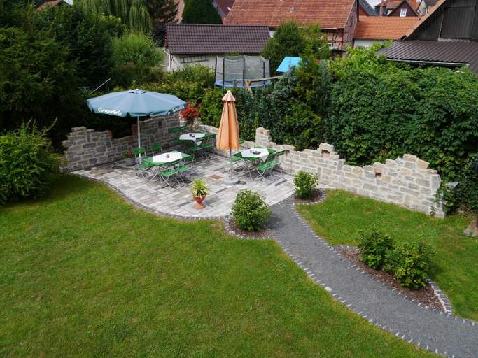 Others 2, Cafe im Hof- Bed & Breakfast, Hildburghausen