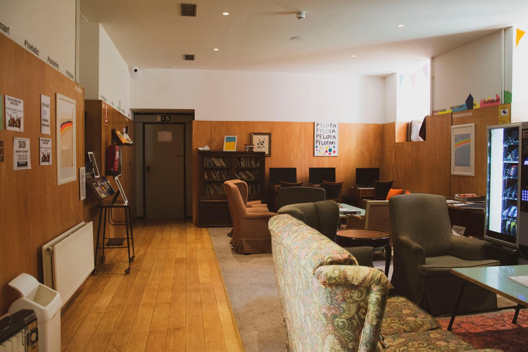 Public Area 3, A Room In The City, Guipúzcoa