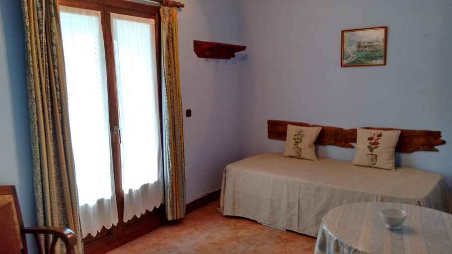 Bedroom 5, Casa Rural Aristondo Agroturismo, Guipúzcoa