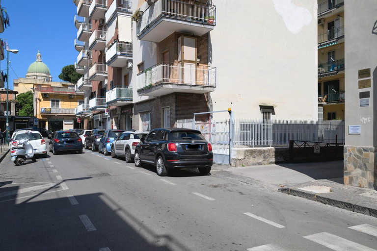 Others 2, Aphrodite House, Napoli