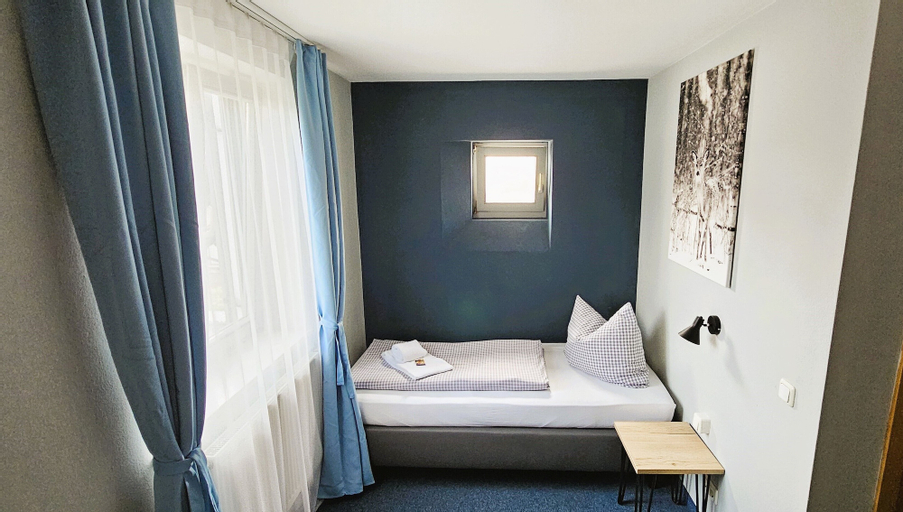 Bedroom 13