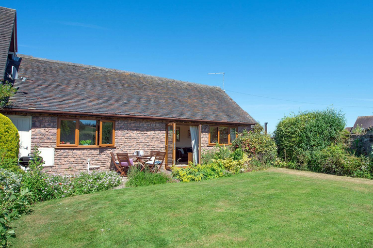 Exterior & Views 1, The Dinney B&B, Shropshire