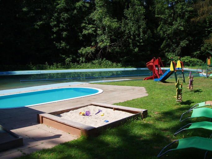 Sport & Beauty 2, Chalet in Dolni Brusnice near Ski Lift, Trutnov