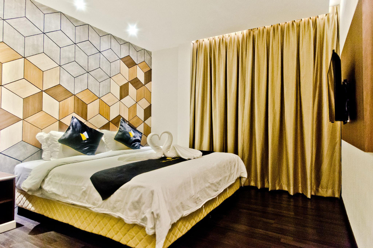 Bedroom 16