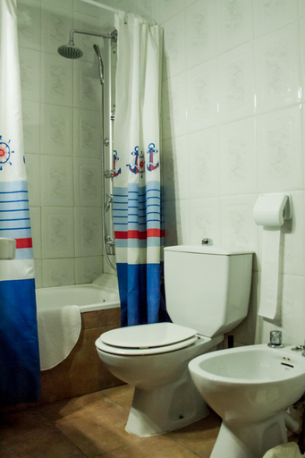 Bathroom 3, Hospederia del Comendador, Toledo