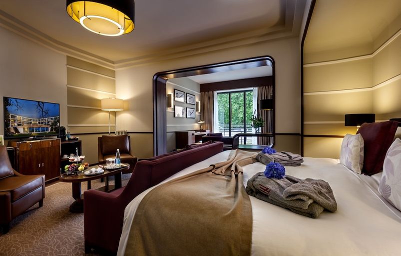 Bedroom 3, Terra Nostra Garden Hotel, Povoação