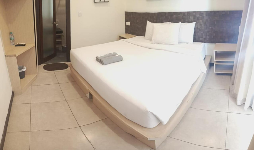 Bedroom 12