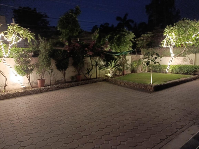 Others 5, Hotel Gulberg Grand, Lahore
