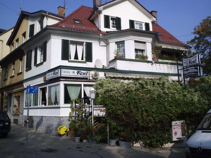 Food & Drinks, Tasca im Feui Apartments, Stuttgart