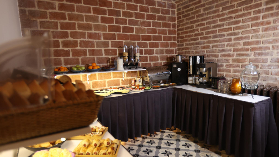 Food & Drinks 5, Royal Tophane Hotel, Beyoğlu