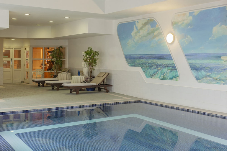 Sport & Beauty 2, Dromhall Hotel