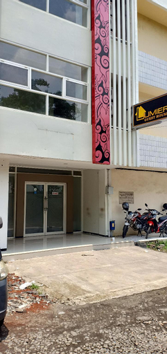 Exterior & Views 2, Lumiere Guest House, Malang
