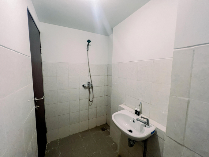 Bathroom 4