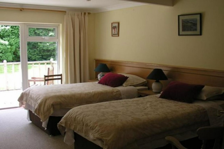 Bedroom 2, Lakeland Midsummer Lakehouse