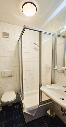 Bathroom 6