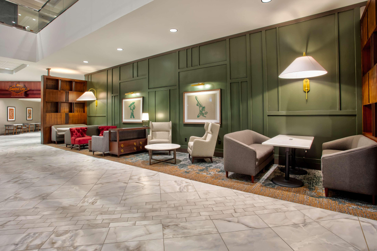 Public Area 4, DoubleTree by Hilton Lansing, Ingham