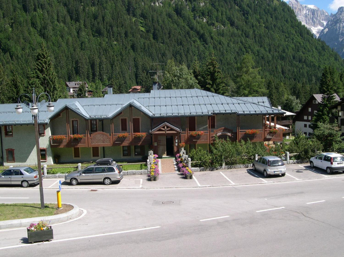 Others 3, Residence Orsa Maggiore, Trento