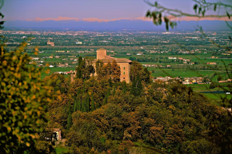 Others 4, Reggiolacittainvisibile B&B, Reggio Nell'Emilia