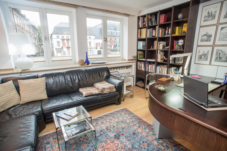 Others 5, Apartement mit Dachterrasse - bei Curth klingen - Teilen Sie uns Ihre Ankunfszeit mit, Düsseldorf