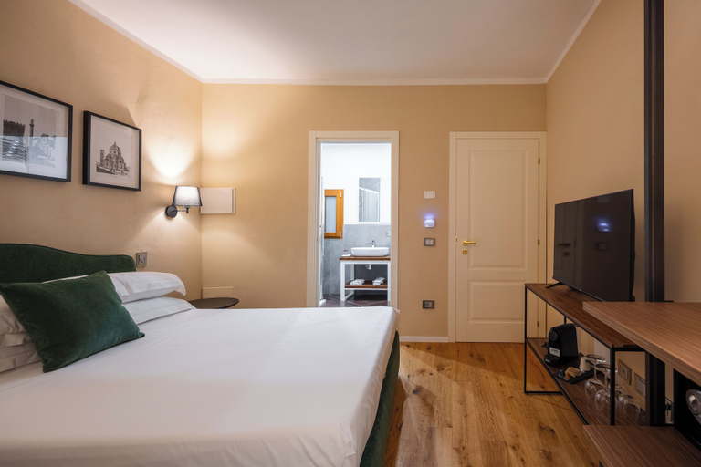 Bedroom 2, Palazzina Fusi, Florence