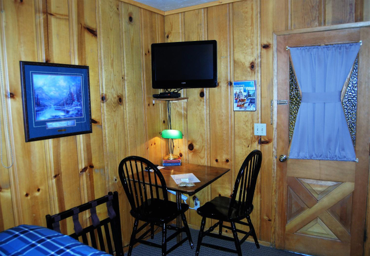 Others 5, Edelweiss Lodge, Mono
