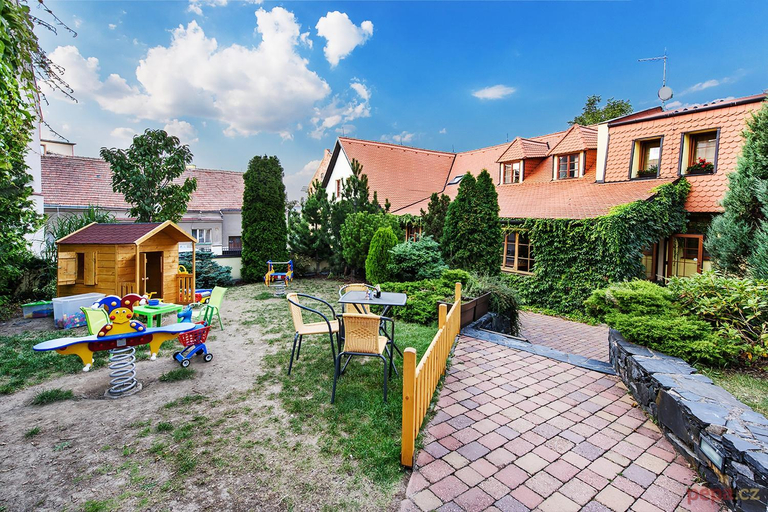 Food & Drinks 5, Restaurace a Penzion U Palecku, Chrudim