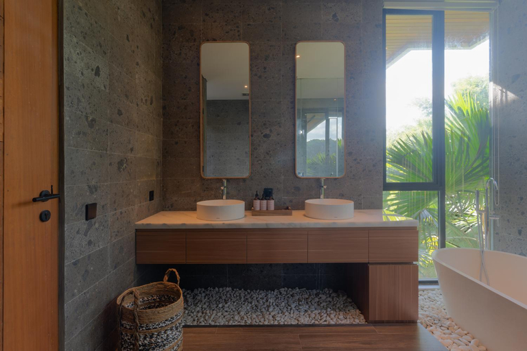 Bathroom 2, Villa Casa Wins by Maheswara, Badung