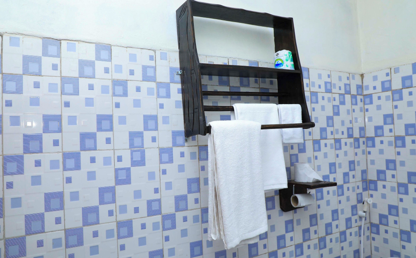 Bathroom, Banana Eco Resort, Gatsibo