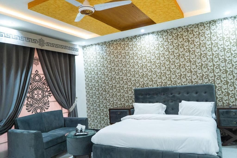 Bedroom 4, Islamabad Lodges, Islamabad