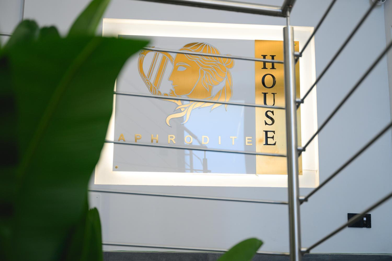 Others 3, Aphrodite House, Napoli