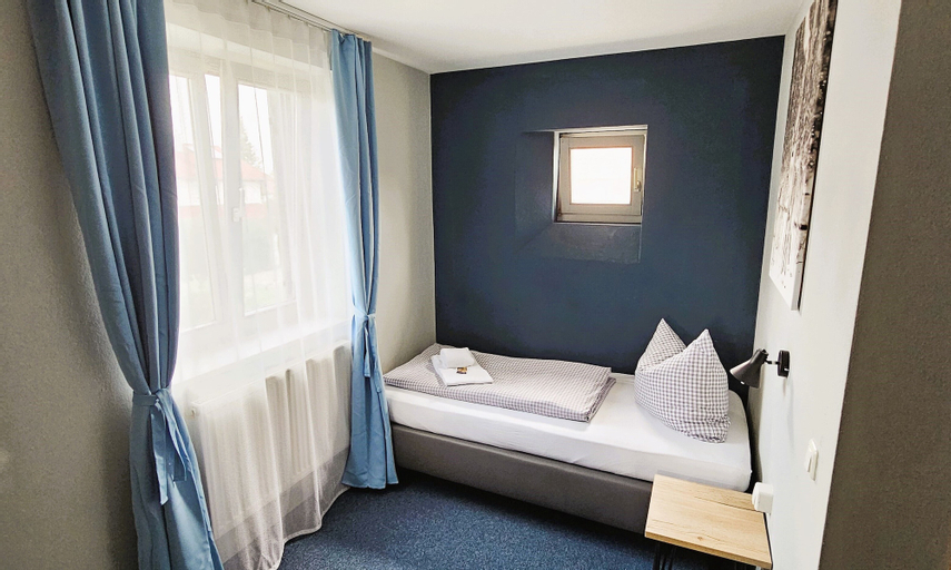 Bedroom 23