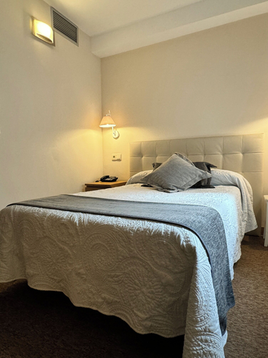 Bedroom 3, Nest Style Santiago, A Coruña