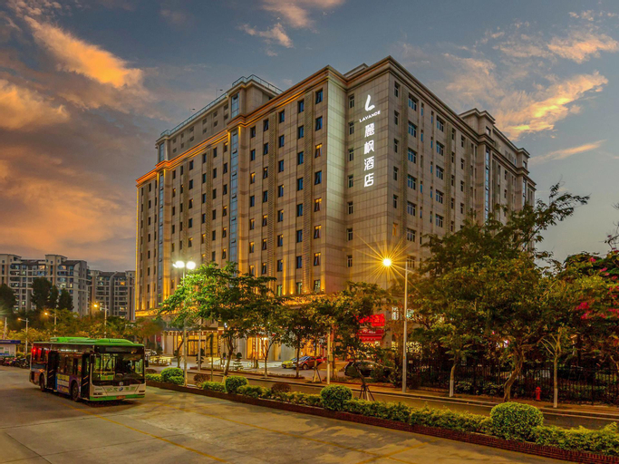 Exterior & Views 1, Lavande Hotel Xiamen Airport Wuyuanwan Metro Station, Xiamen