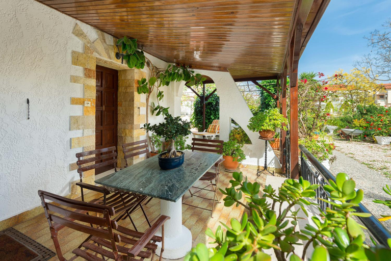 Others 5, Villa Agia Paraskevi, South Aegean