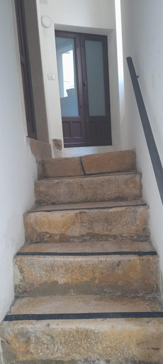 Others 2, B&B Claustro Mirti, Bari