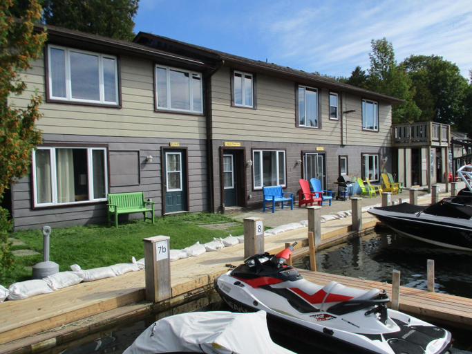 Others 3, Sauble River Marina and Lodge Resort, Bruce
