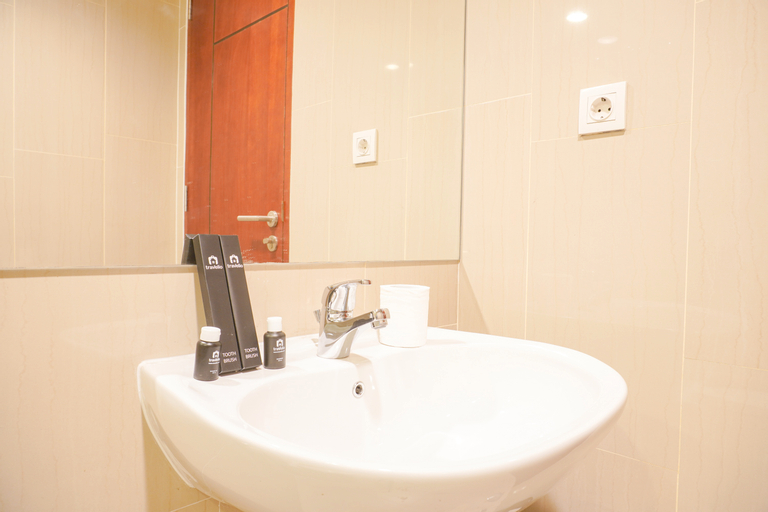 Bathroom 7